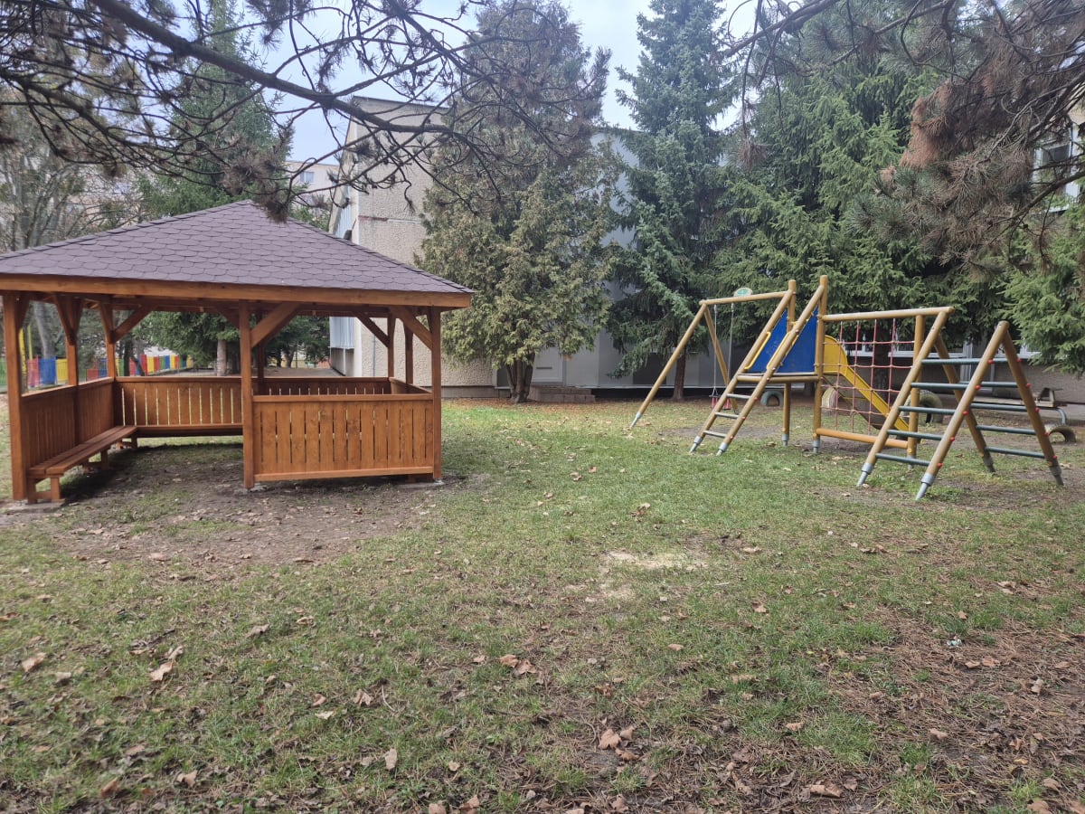 Detské ihrisko pri Materskej Škole Sekčov