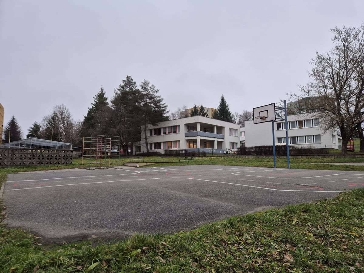 Detské ihrisko a športovisko Sabinovská