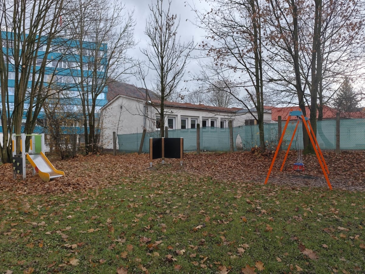 Detské ihrisko Jilemnického pri škôlke