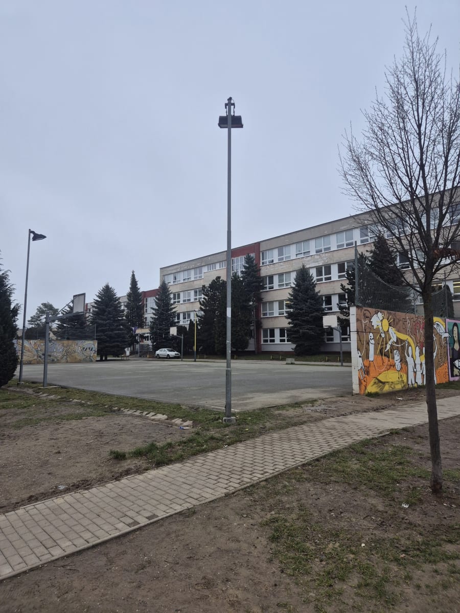 Detské ihrisko pri Základnej škole Šváby