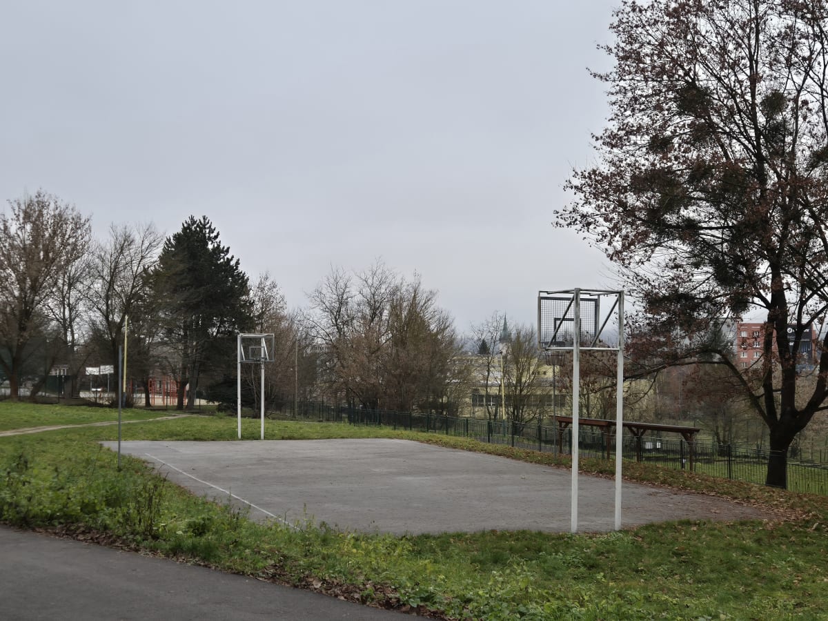 Detské ihrisko a športovisko Sabinovská
