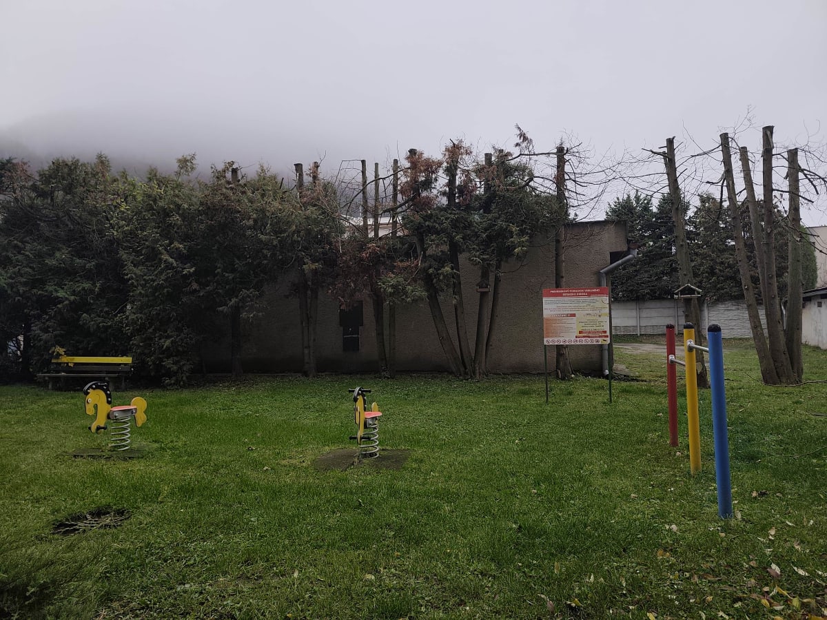Detské ihrisko Hviezdoslavova 35