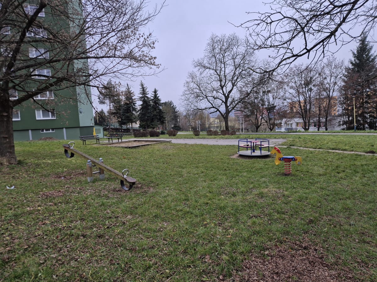Detské ihrisko a športovisko Sabinovská