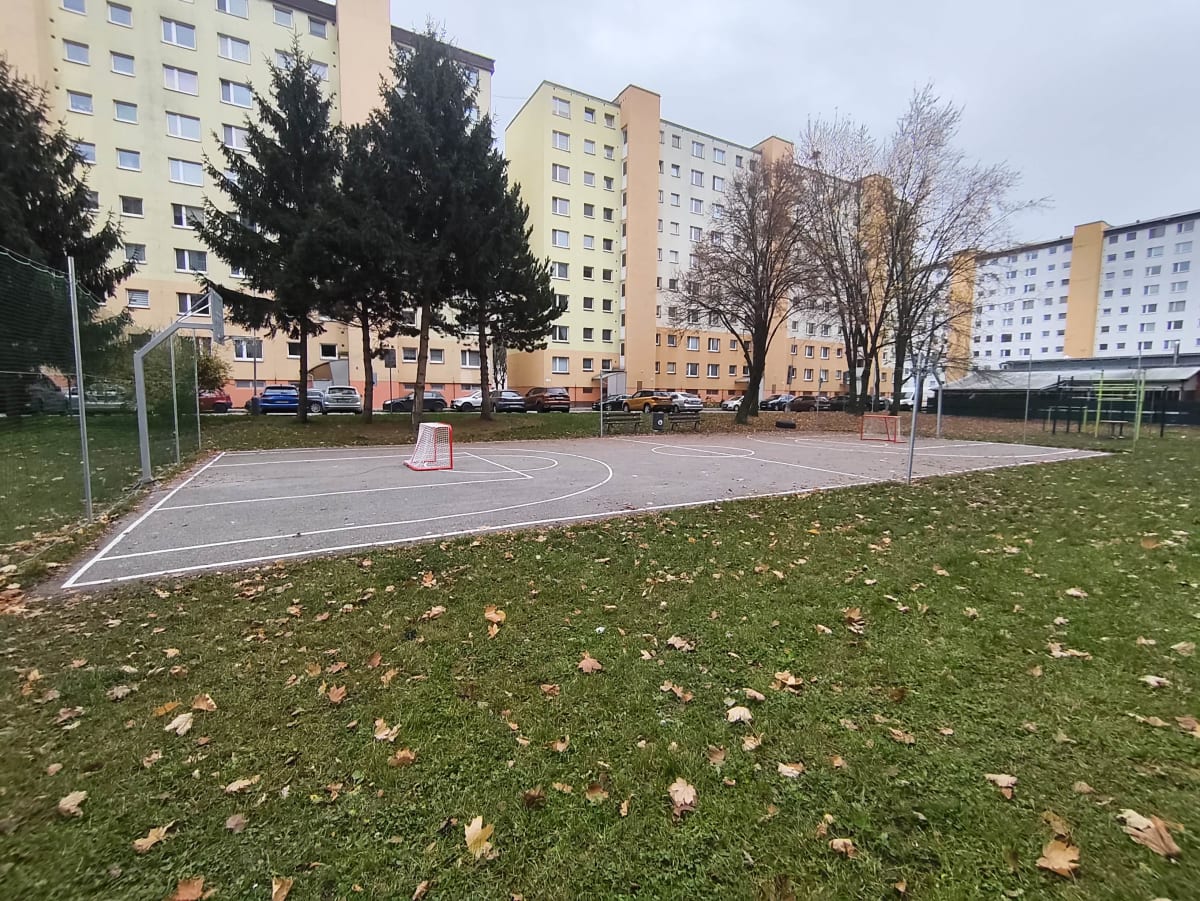 Asfaltové ihrisko
