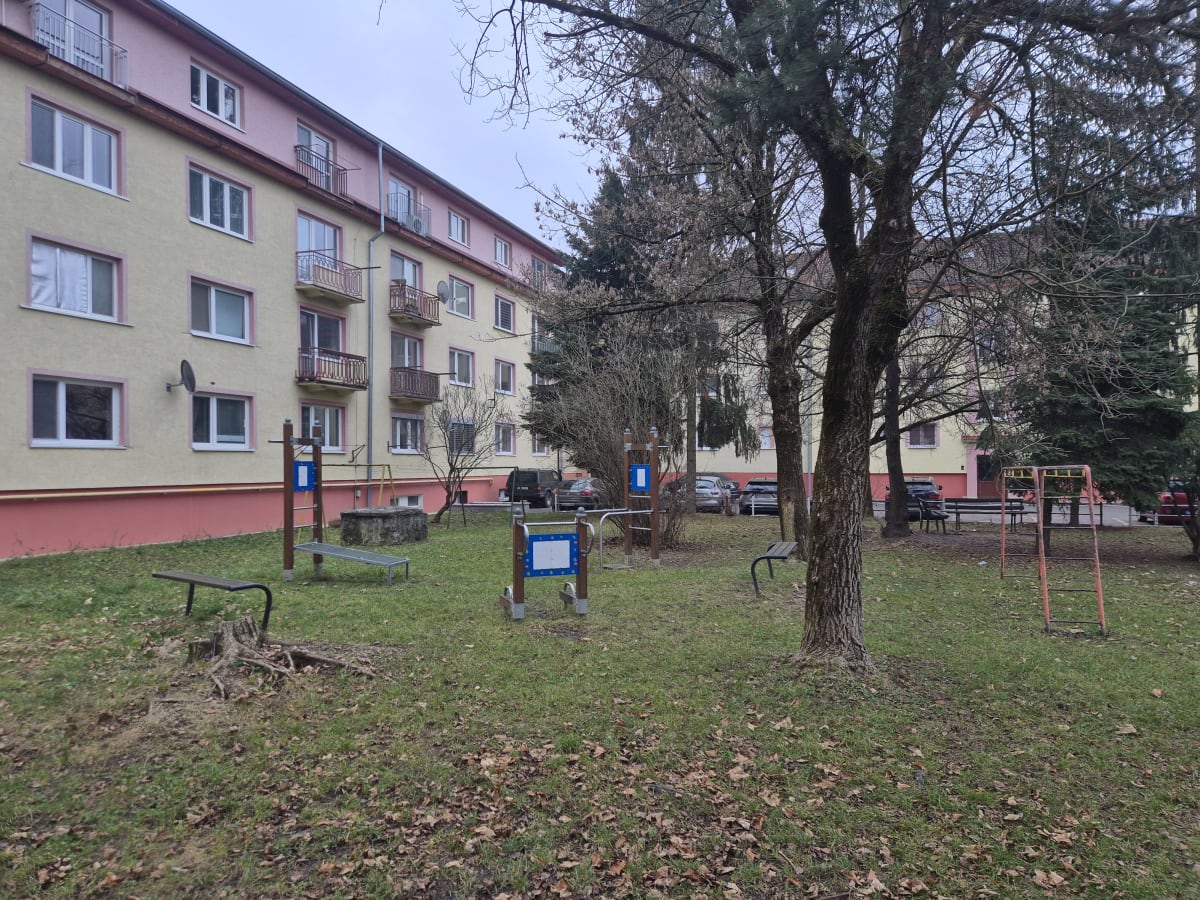 Detské ihrisko a Športovisko Šafárikova