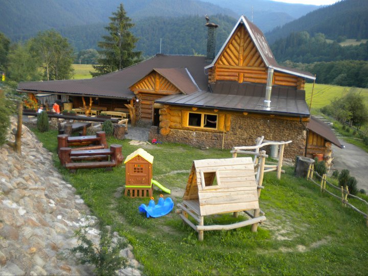 Vonkajšie ihrisko Koliba u starej Matere