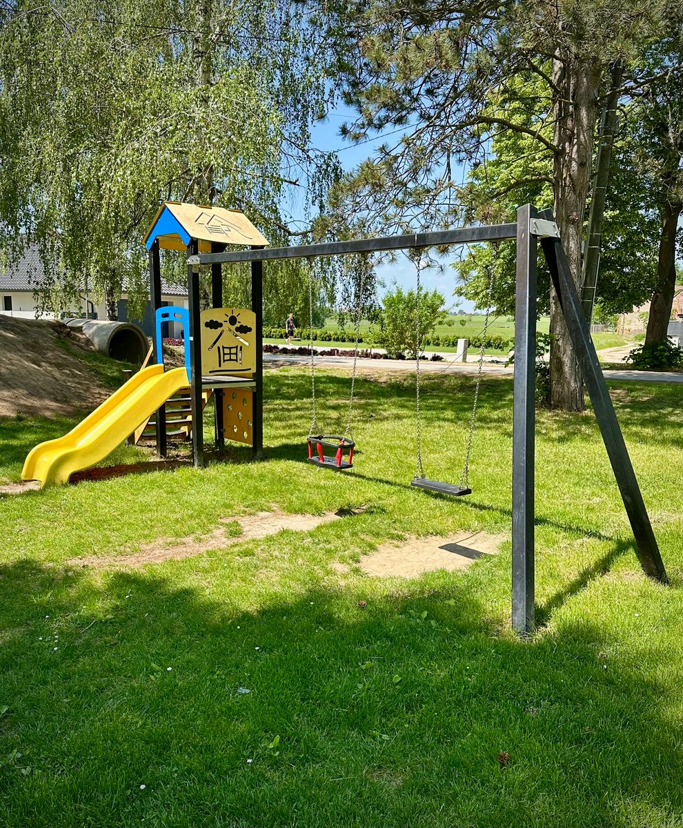 Detské ihrisko pri MŠ Prietržka